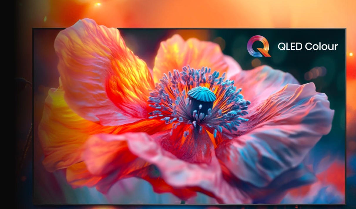 Hisense 55E7Q — QLED 55 дюймов, общий вид