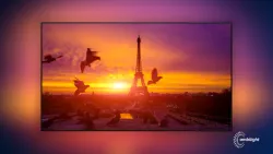 Тот самый телевизор с волшебной подсветкой Ambilight. Только от Philips