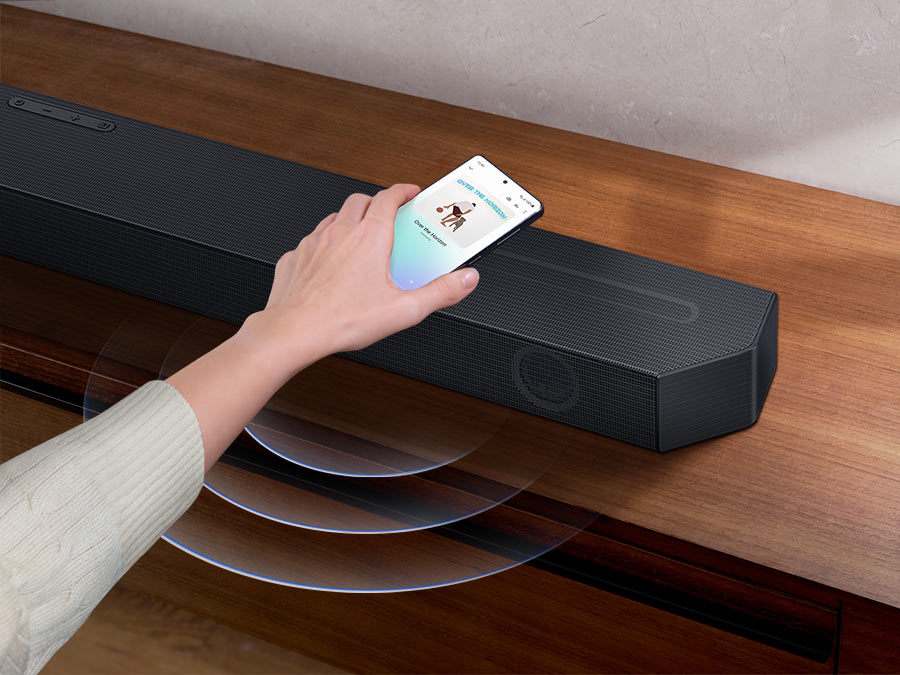 Samsung HW-Q600C управление через мобильное приложение SmartThings на смартфоне